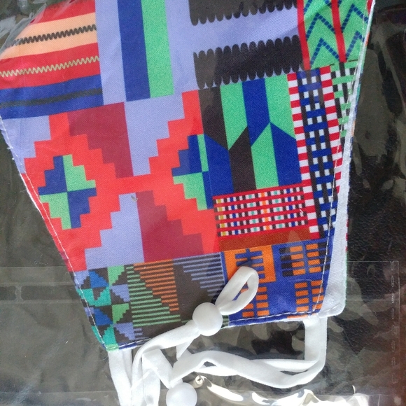 Facemask - Picture 2 of 7